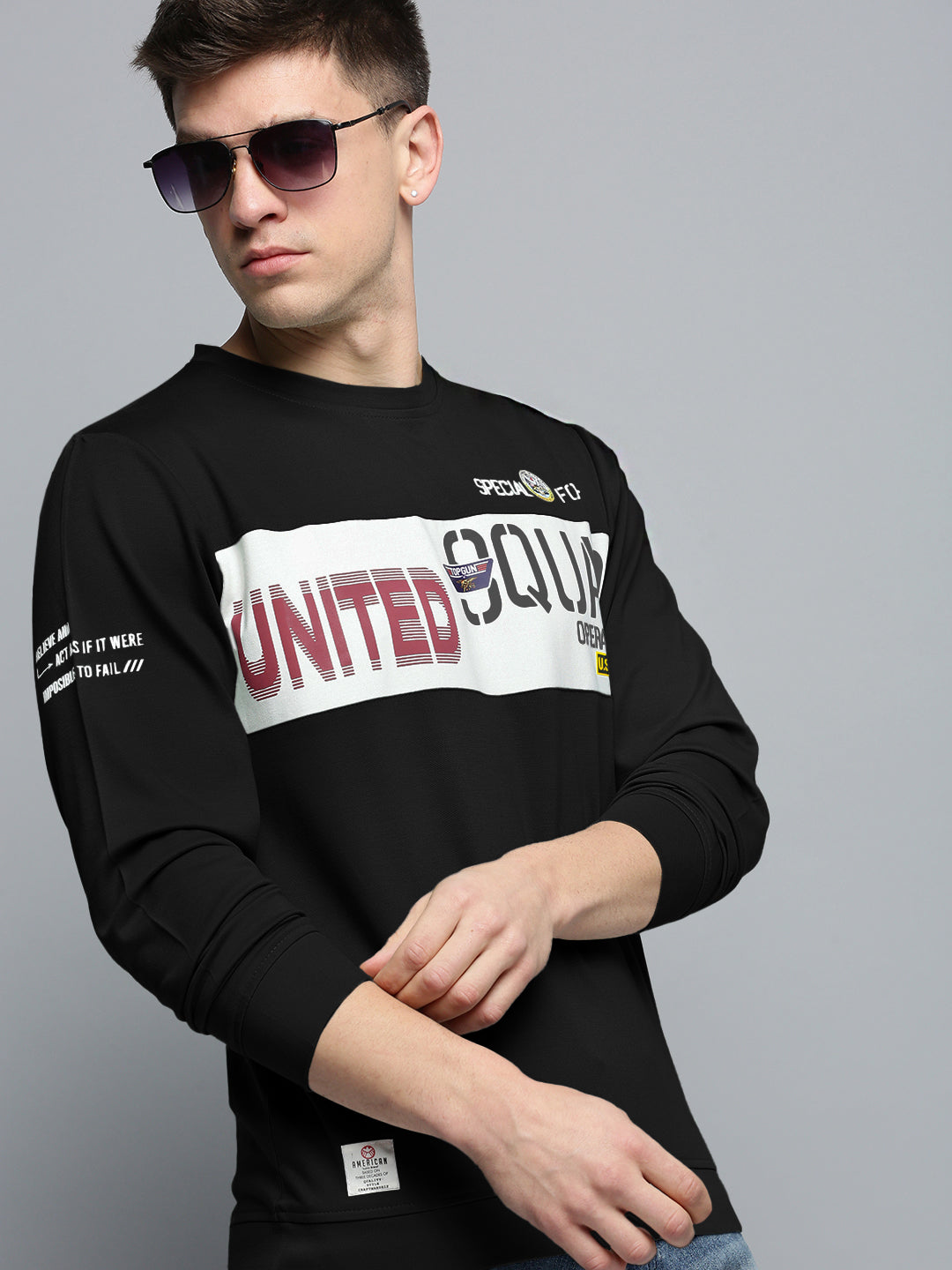 Men's Typography Black Round Neck Ribbed Sweatshirt