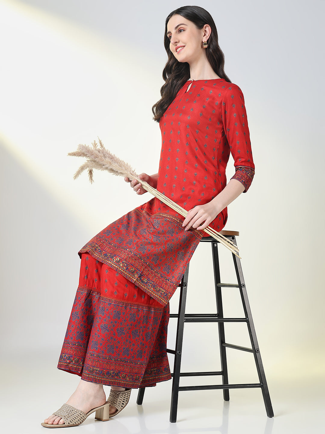 Women Red Graphic Straight Kurta Set