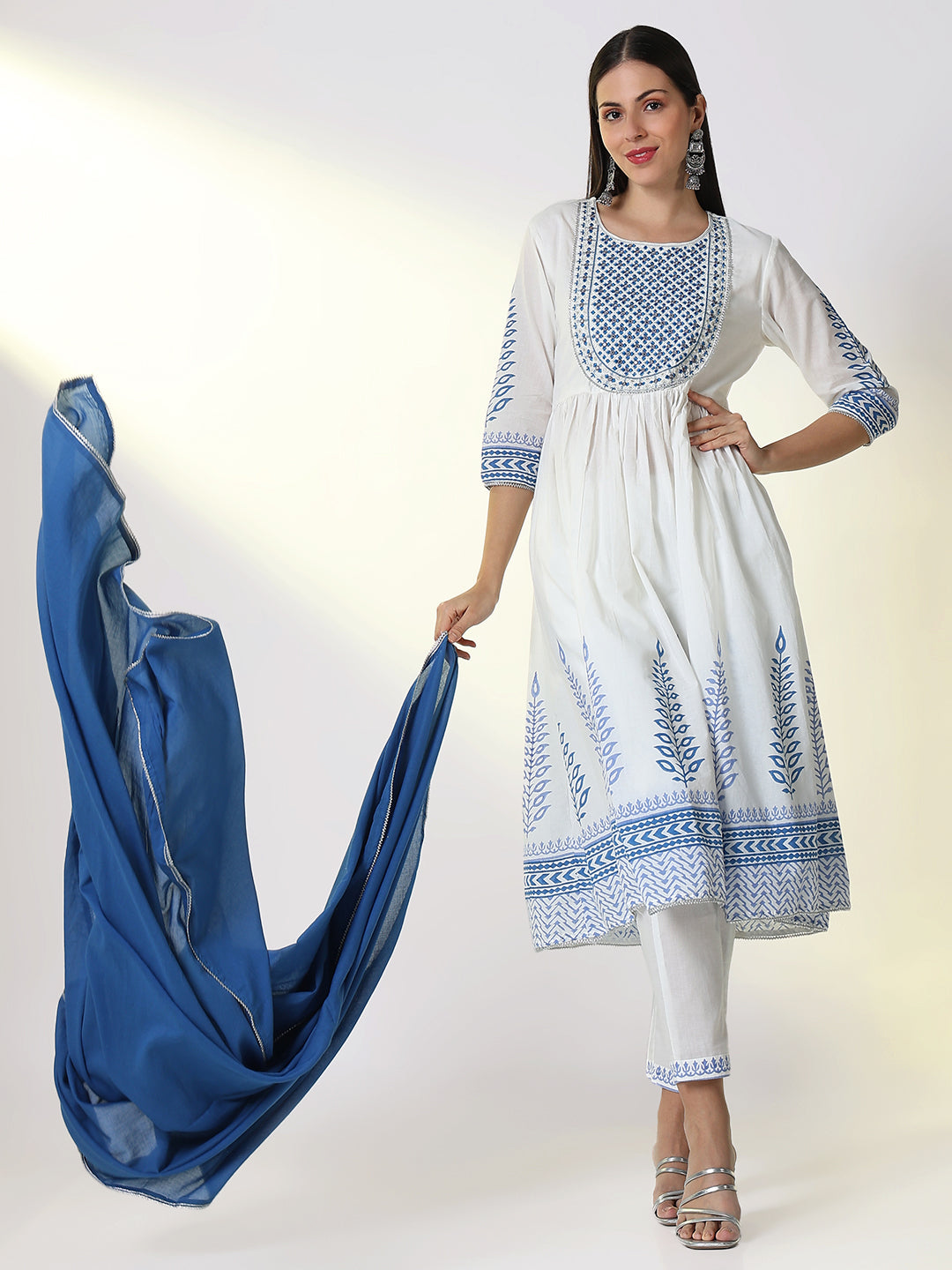 Women White Graphic Anarkali Kurta Set with Dupatta