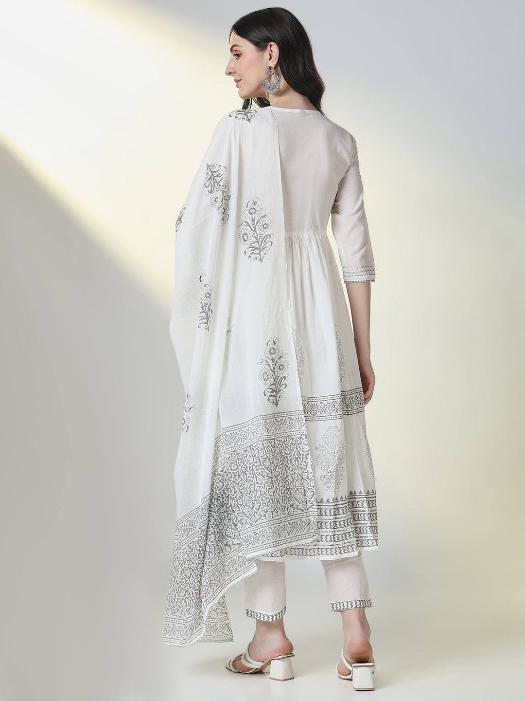 Women White Graphic Anarkali Kurta Set with Dupatta