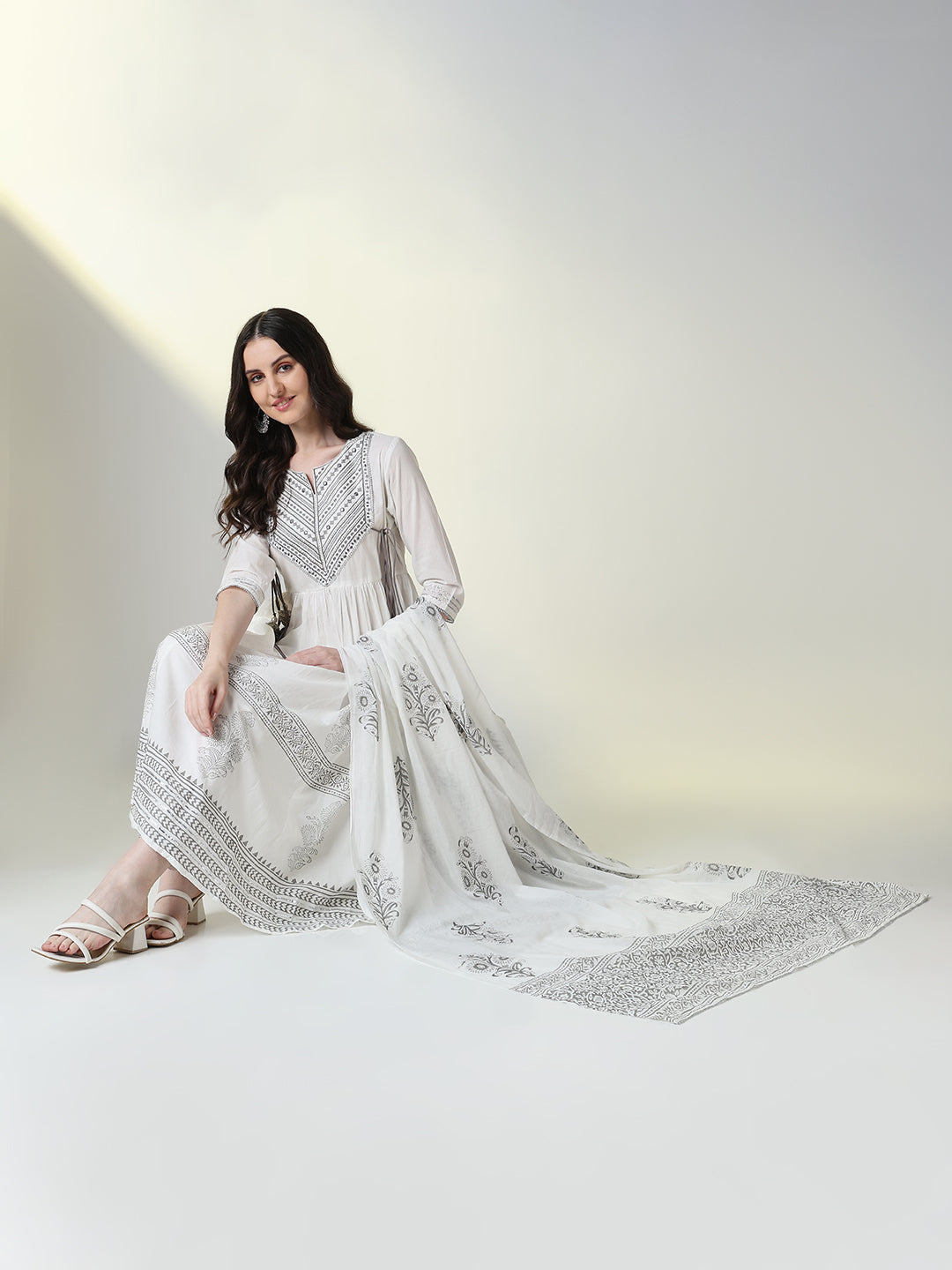 Women White Graphic Anarkali Kurta Set with Dupatta