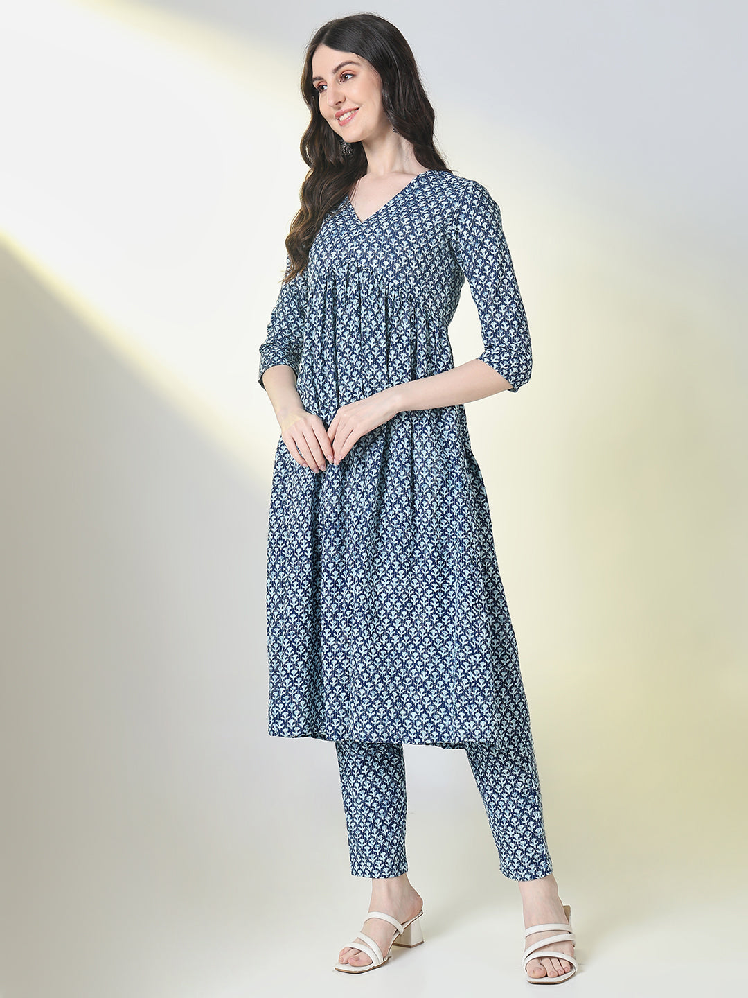 Women Blue Floral A Line Kurta Set