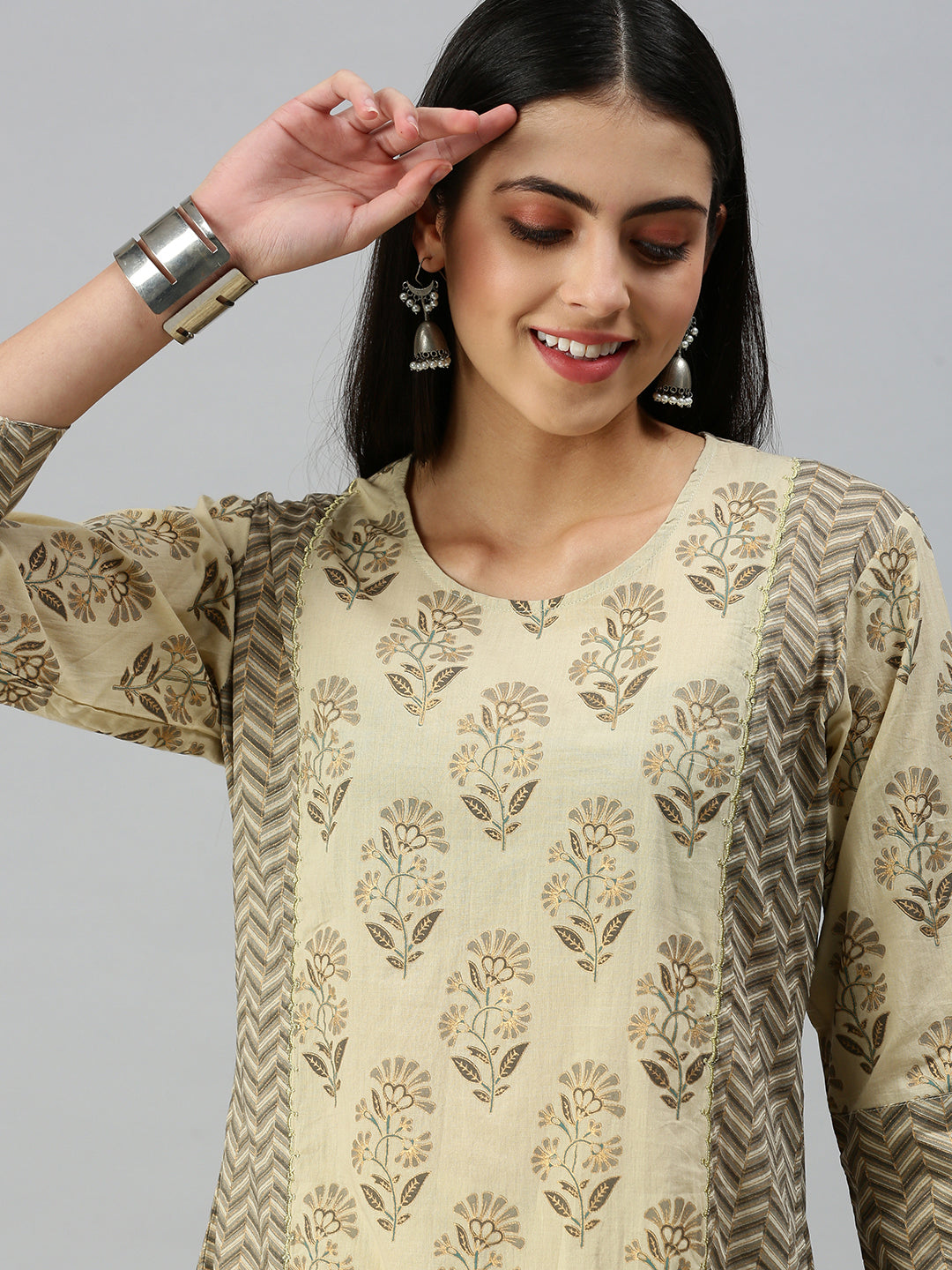 Women Straight Beige Printed Kurta and Trousers