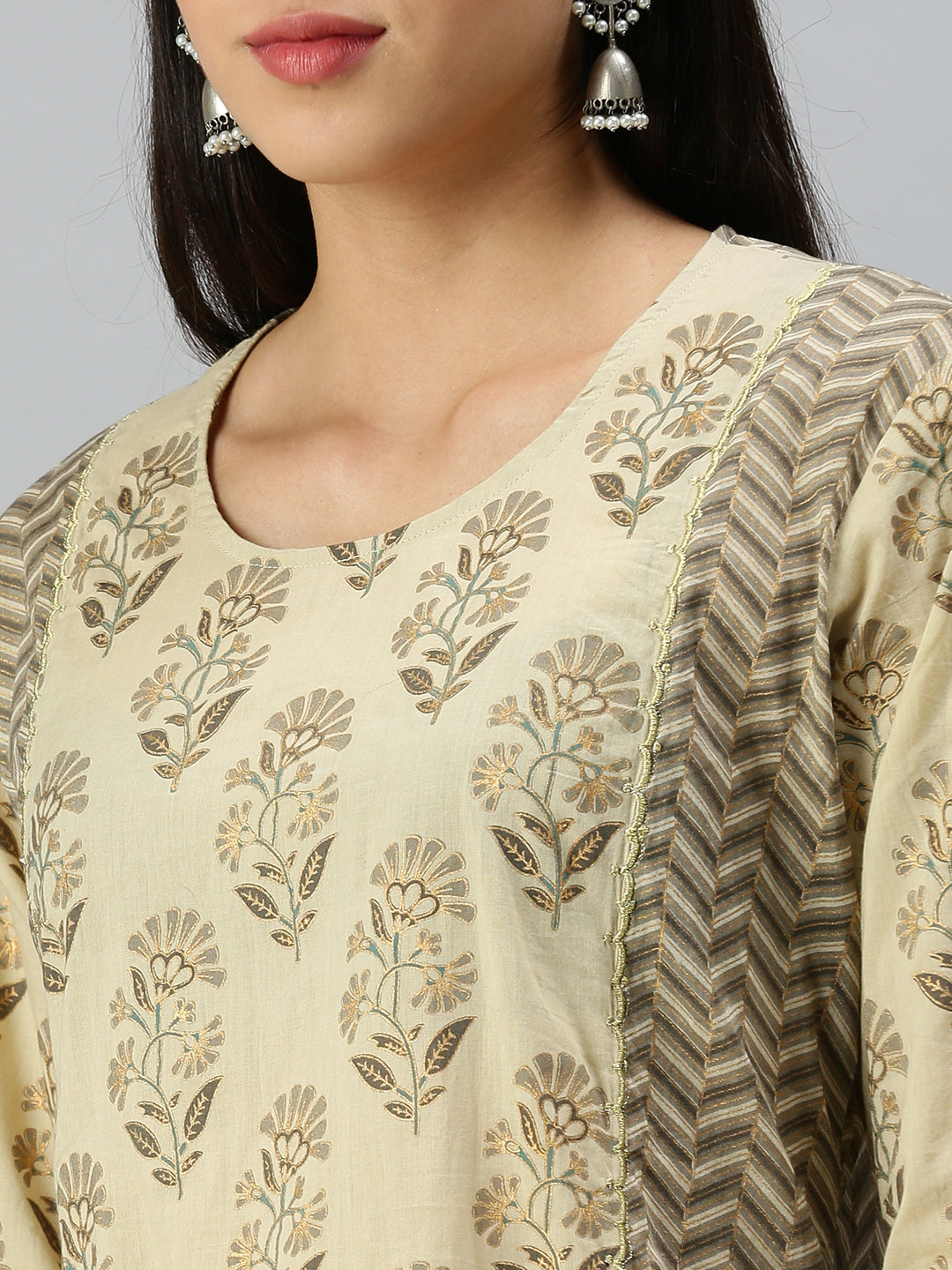 Women Straight Beige Printed Kurta and Trousers