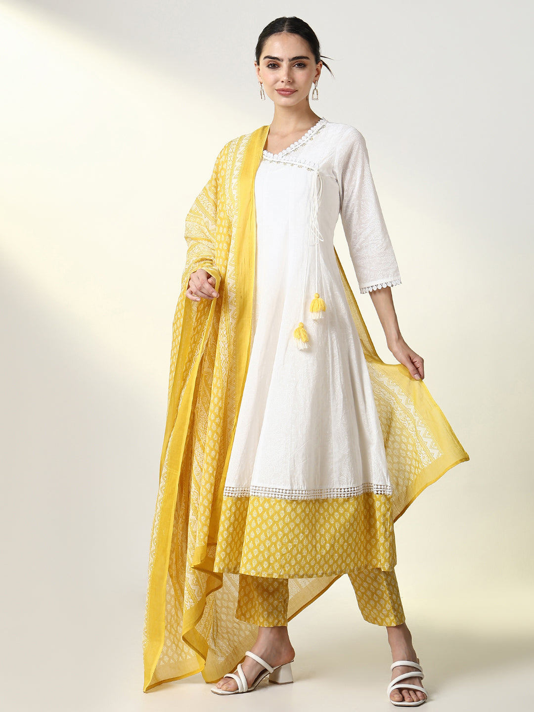 Women Graphic White Anarkali Kurta Set with Dupatta