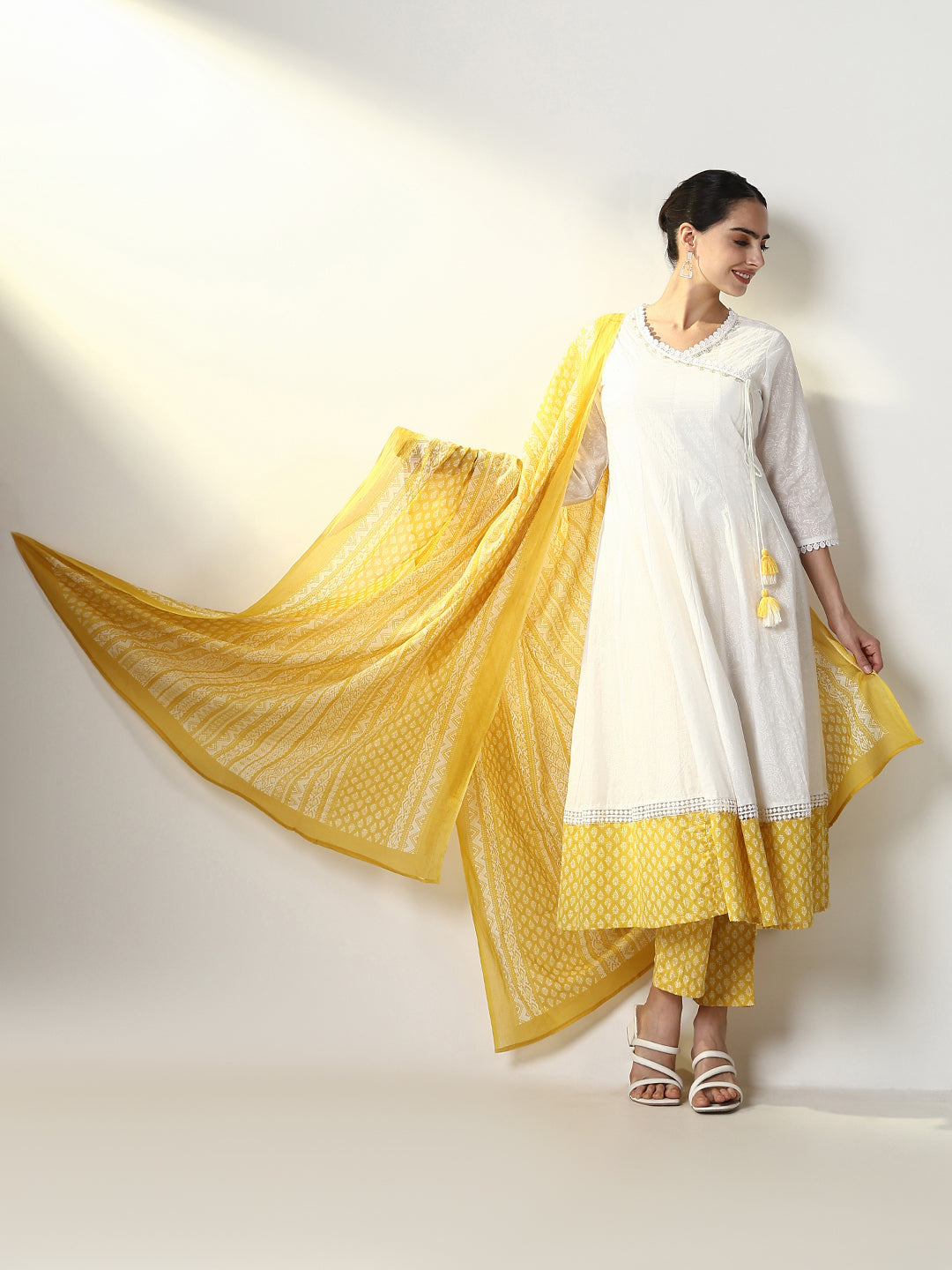 Women Graphic White Anarkali Kurta Set with Dupatta