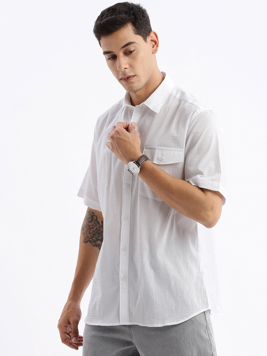 Men Spread Collar Solid Slim Fit White Shirt