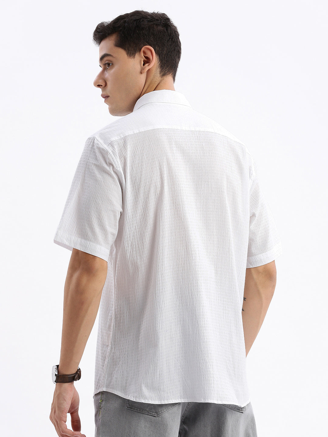 Men Spread Collar Solid Slim Fit White Shirt