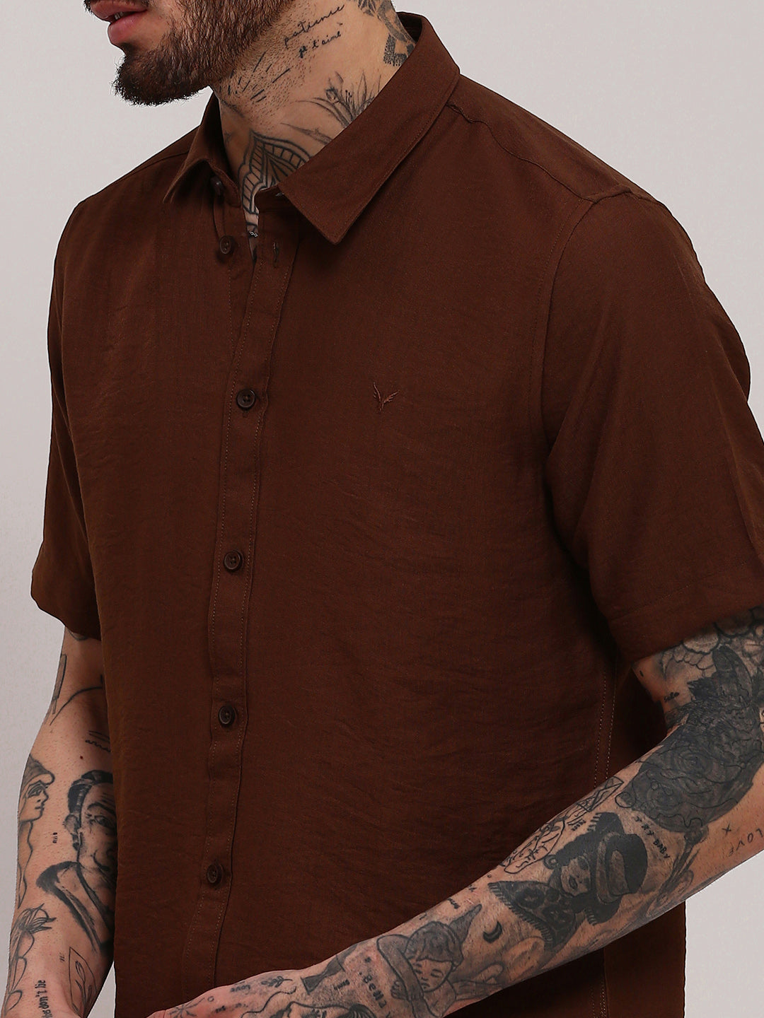 Men Brown Solid Slim Fit Shirt