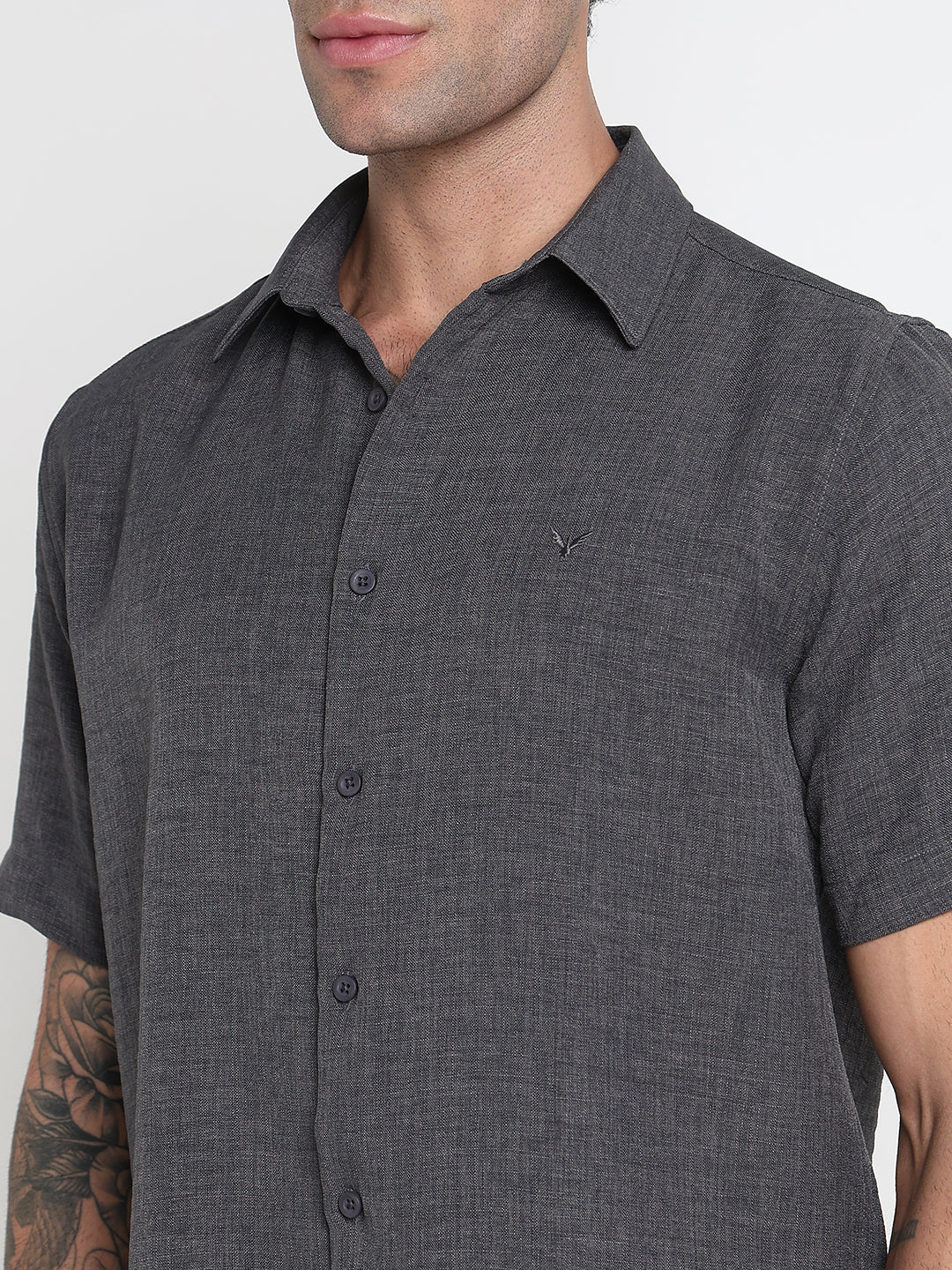 Men's Grey Solid Slim Fit Chambray Shirt