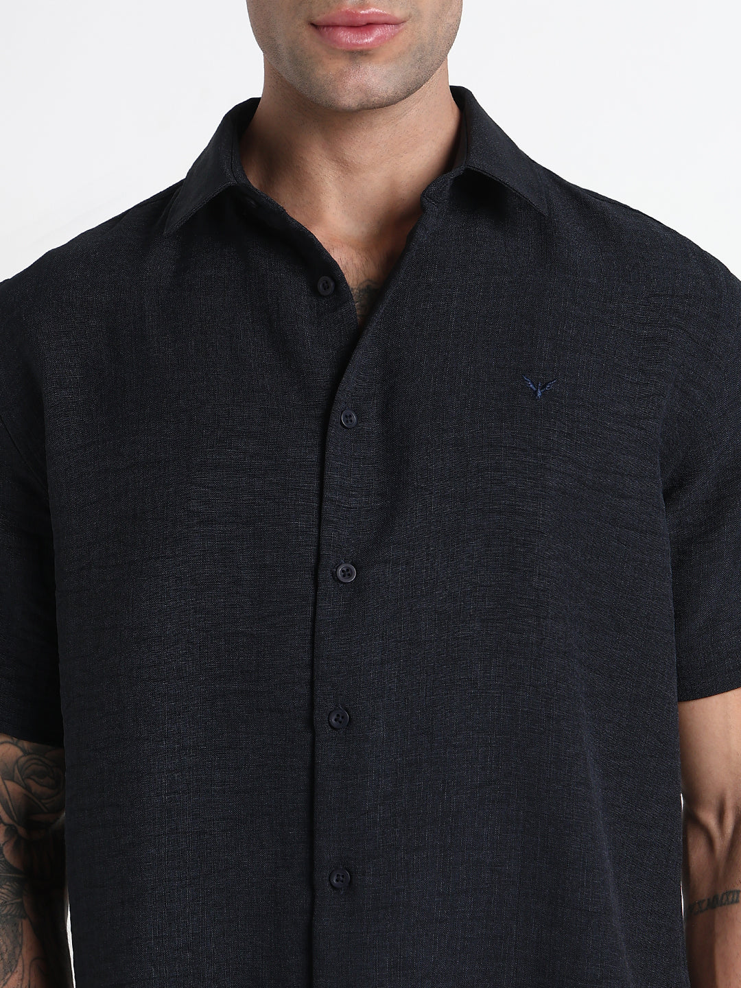 Men's Navy Blue Solid Slim Fit Chambray Shirt