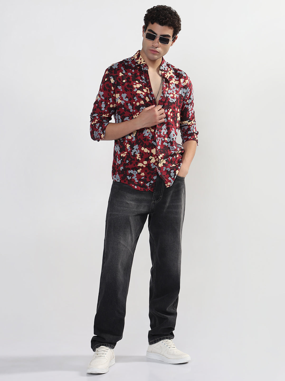 Men's Abstract Red Slim Fit Shirt