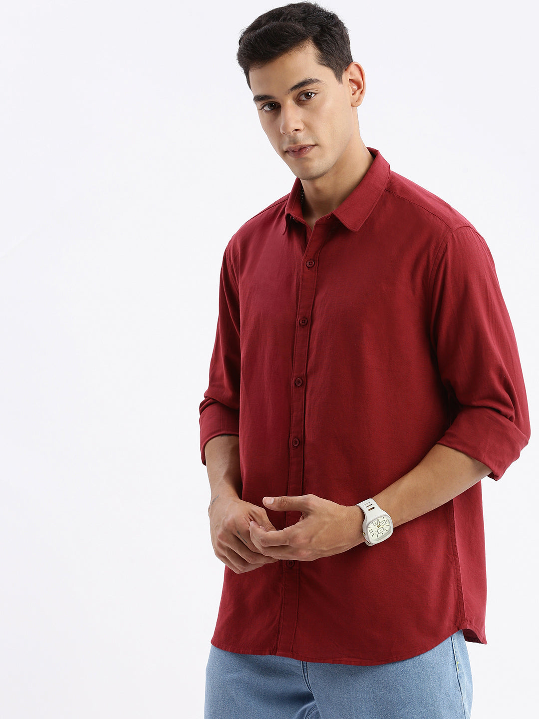 Men Spread Collar Solid Slim Fit Maroon Shirt