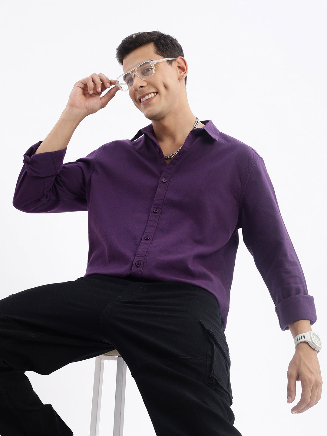 Men Spread Collar Solid Slim Fit Purple Shirt