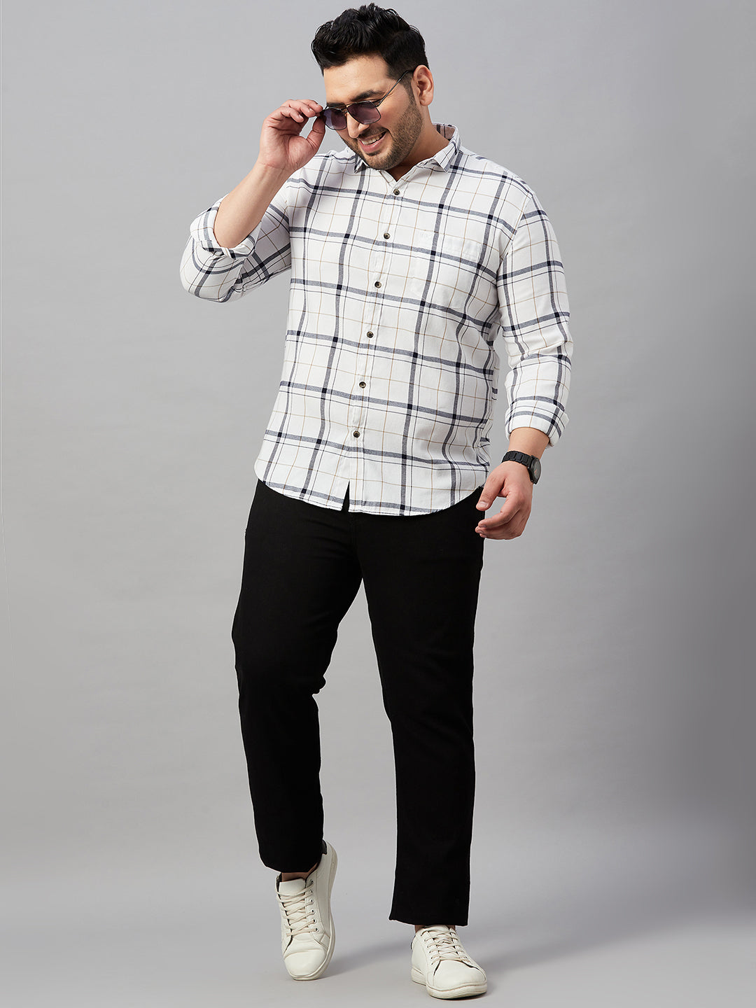 Men Checked White Classic Shirt