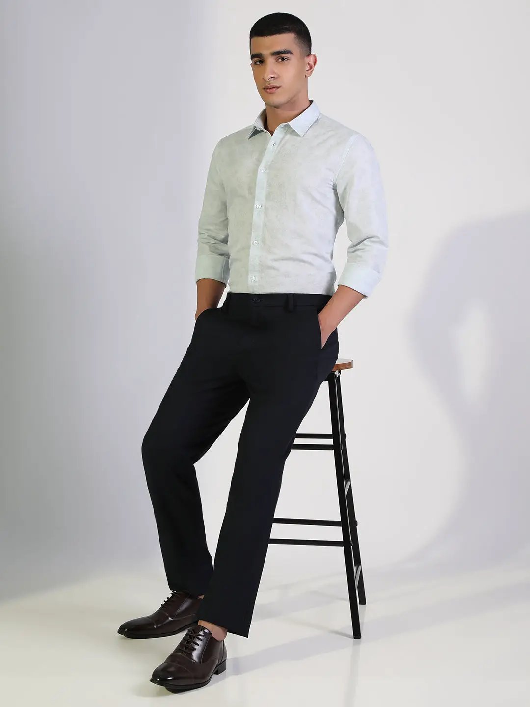 Men's Floral Blue Slim Fit Formal Shirt - from SHOWOFFFF