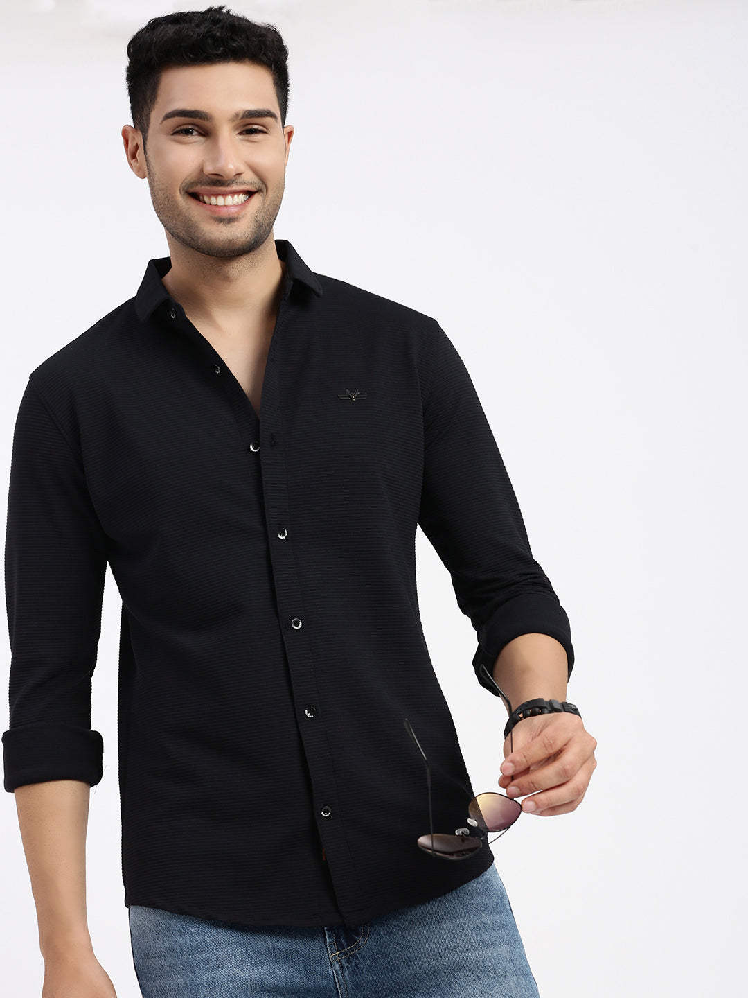 Men Black Solid Slim Fit Shirt