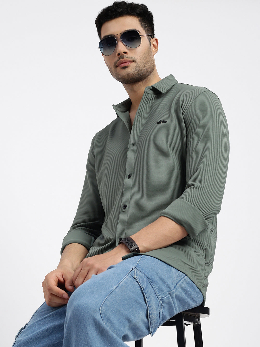 Men Green Solid Slim Fit Shirt