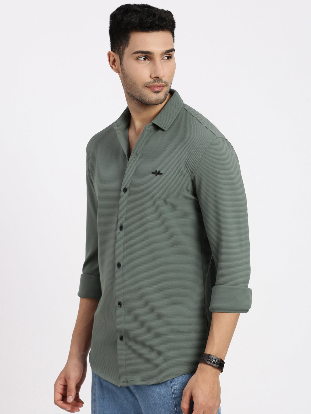 Men Green Solid Slim Fit Shirt