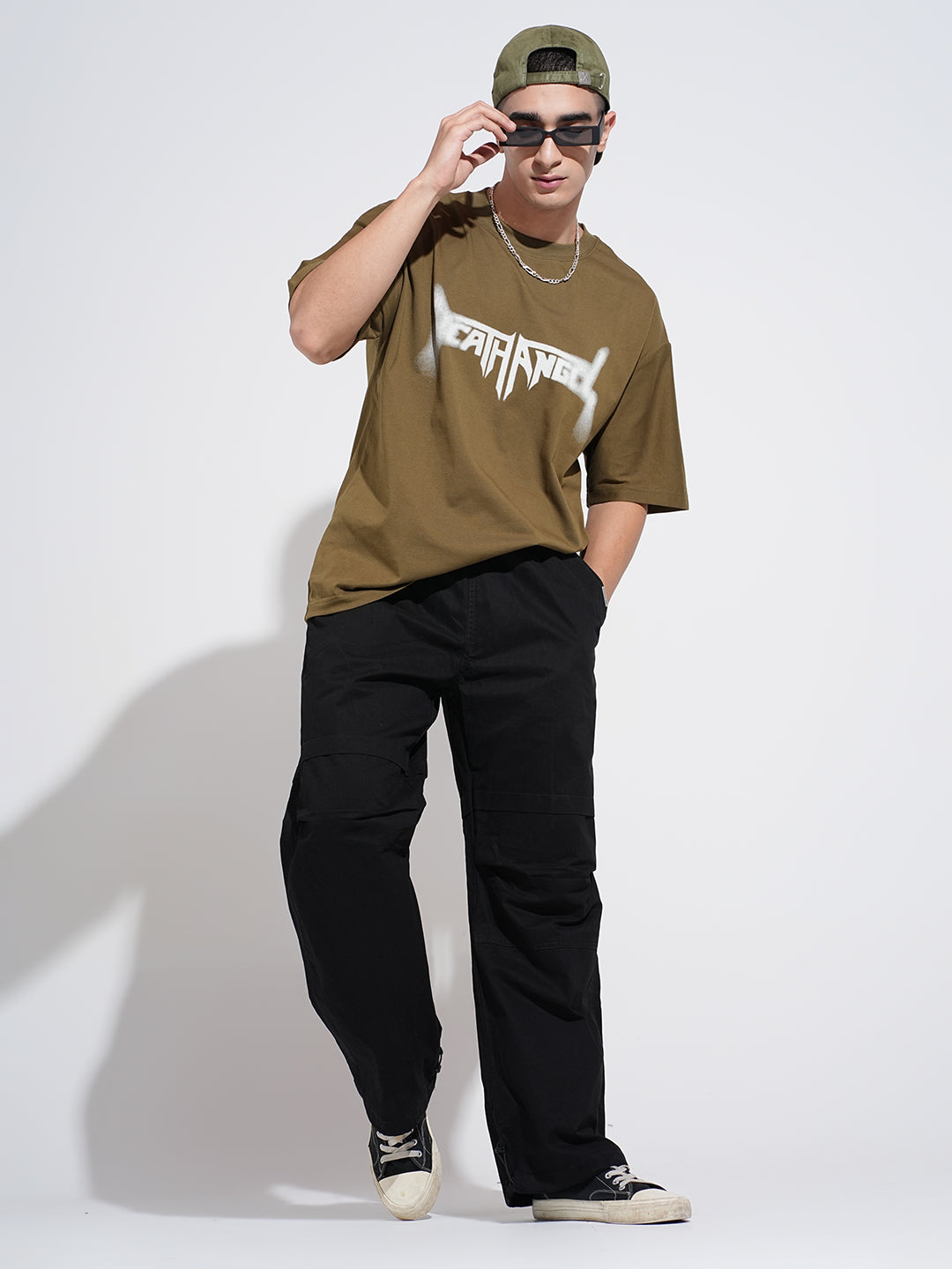 Men's Black Relaxed Fit Cargo Trousers