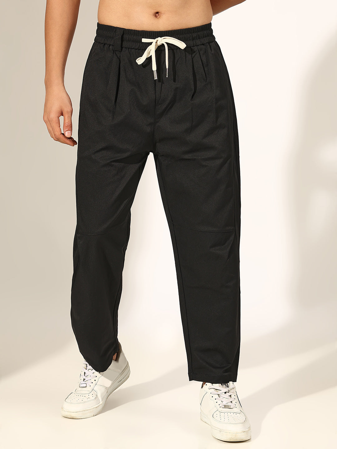 Men's Black Relaxed-Fit Korean Trouser