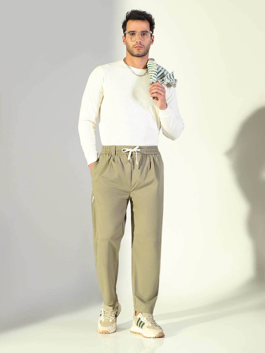 Men Olive Solid Korean Trousers