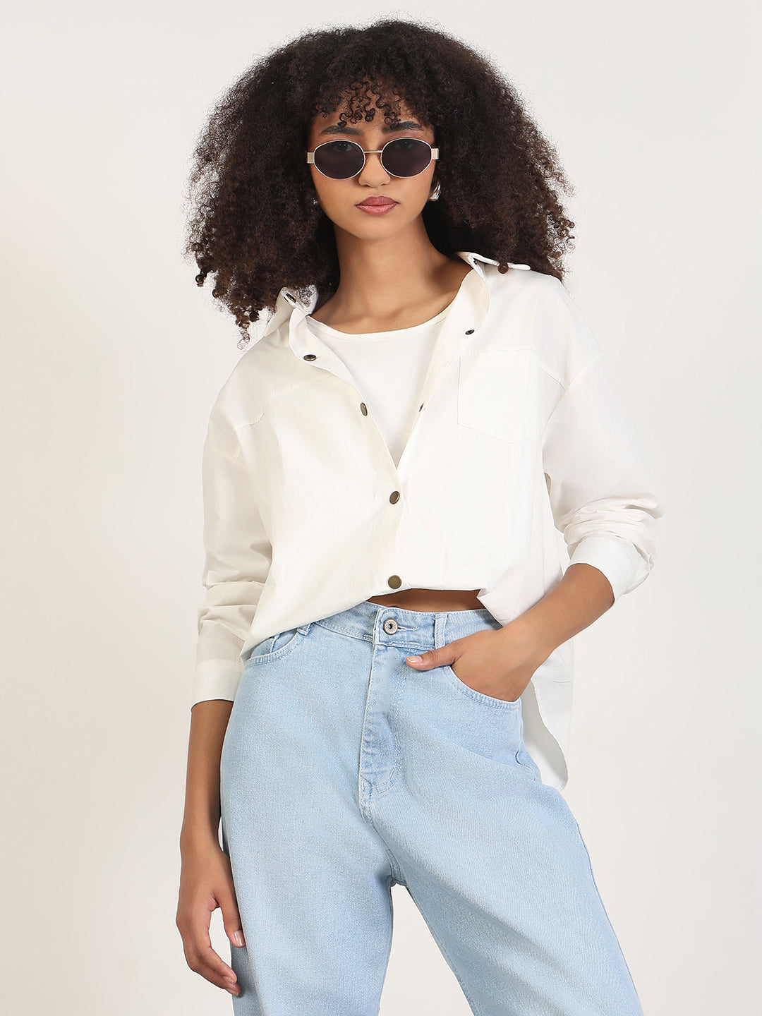 Women's White Cuffed Sleeves Shirt Collar Solid Shirt Style Top with Attached Inner