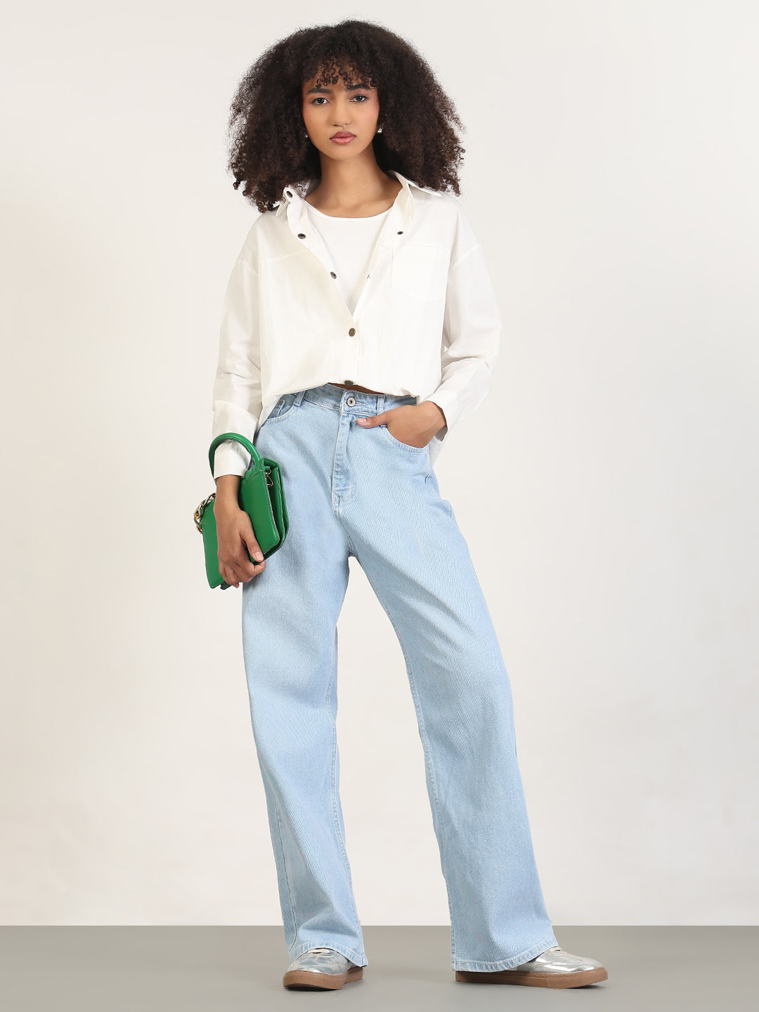 Women's White Cuffed Sleeves Shirt Collar Solid Shirt Style Top with Attached Inner