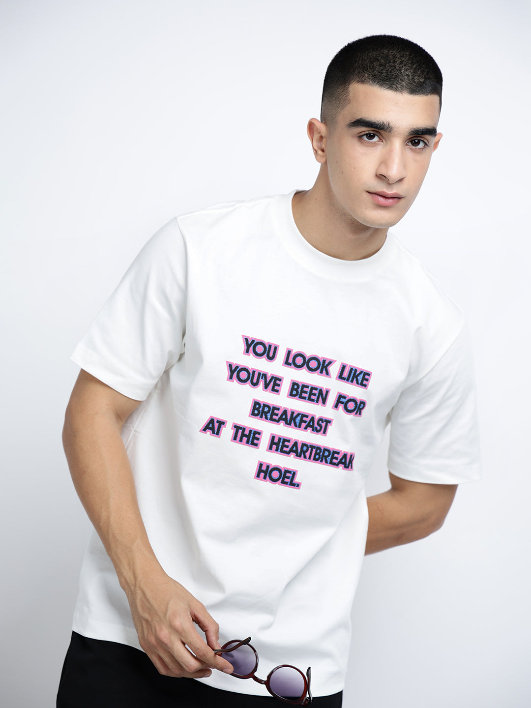 Men's Typography White Short Sleeves Round Neck Relaxed Fit T-Shirt