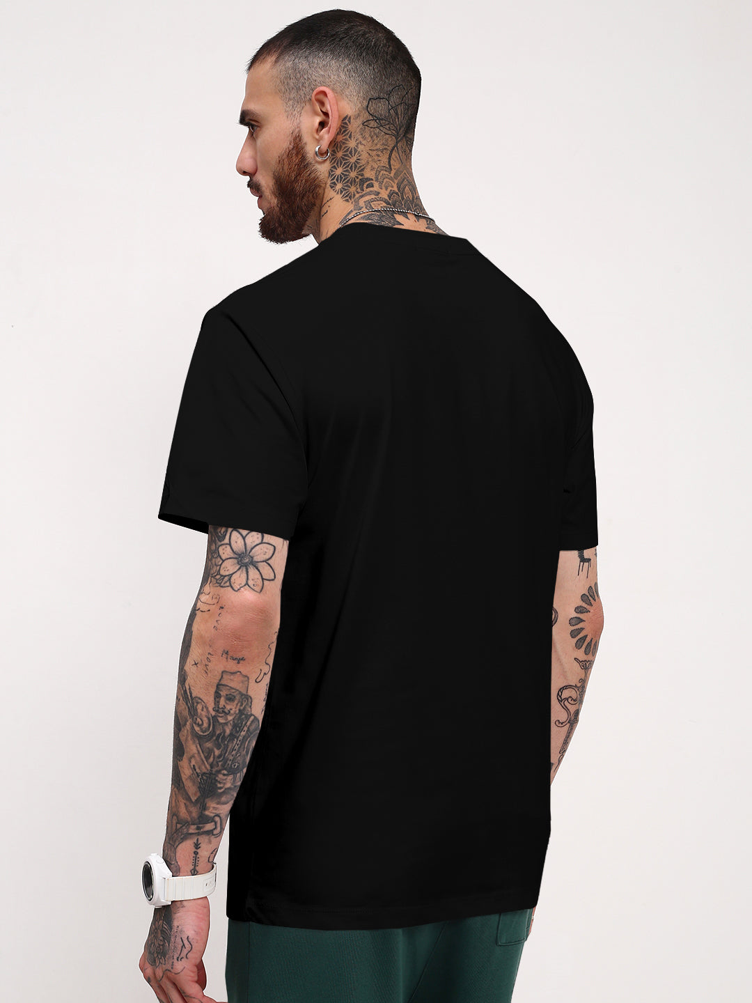 Men's Typography Black Short Sleeves Round Neck Slim Fit T-Shirt
