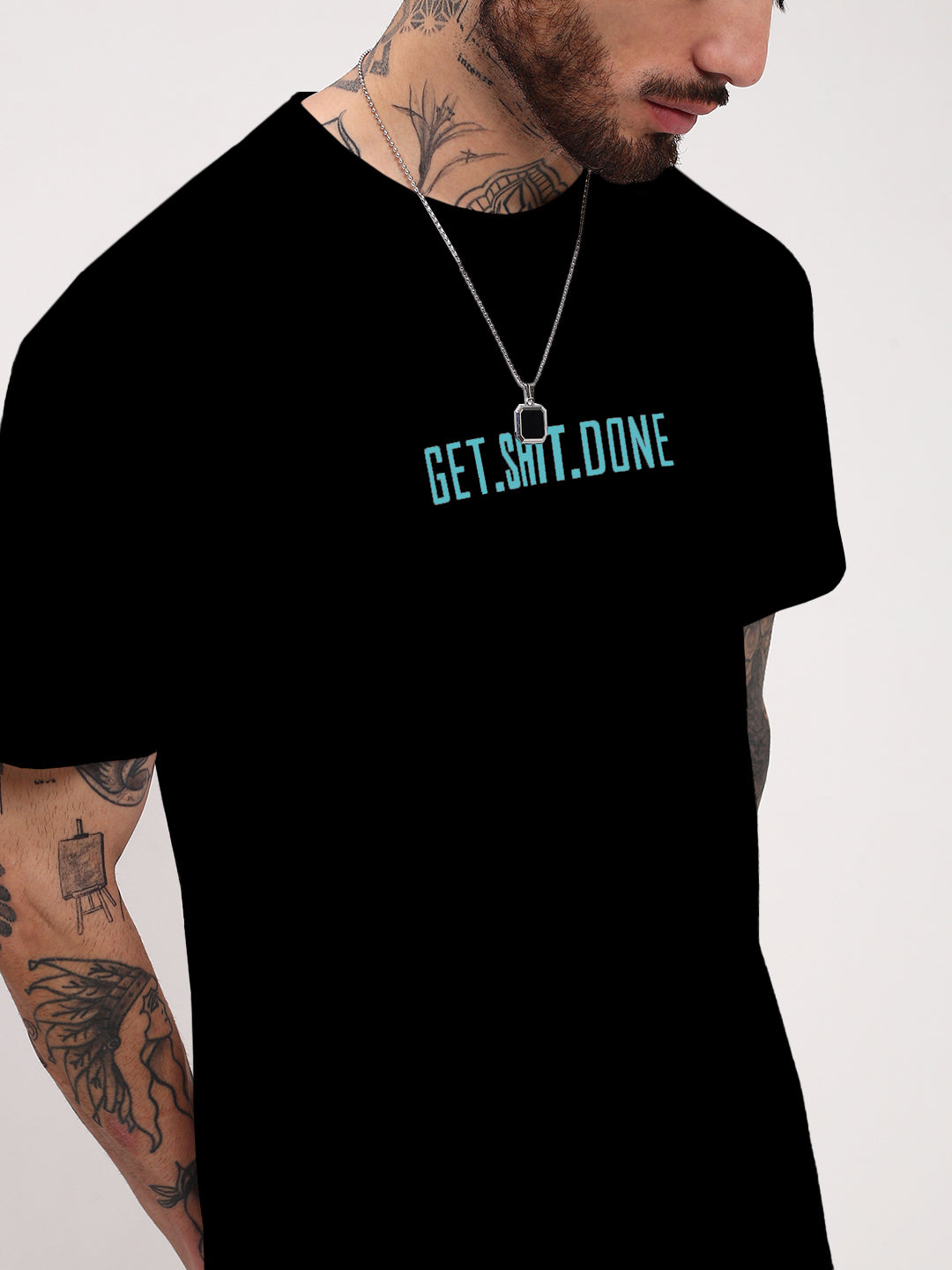 Men's Typography Black Short Sleeves Round Neck Slim Fit T-Shirt