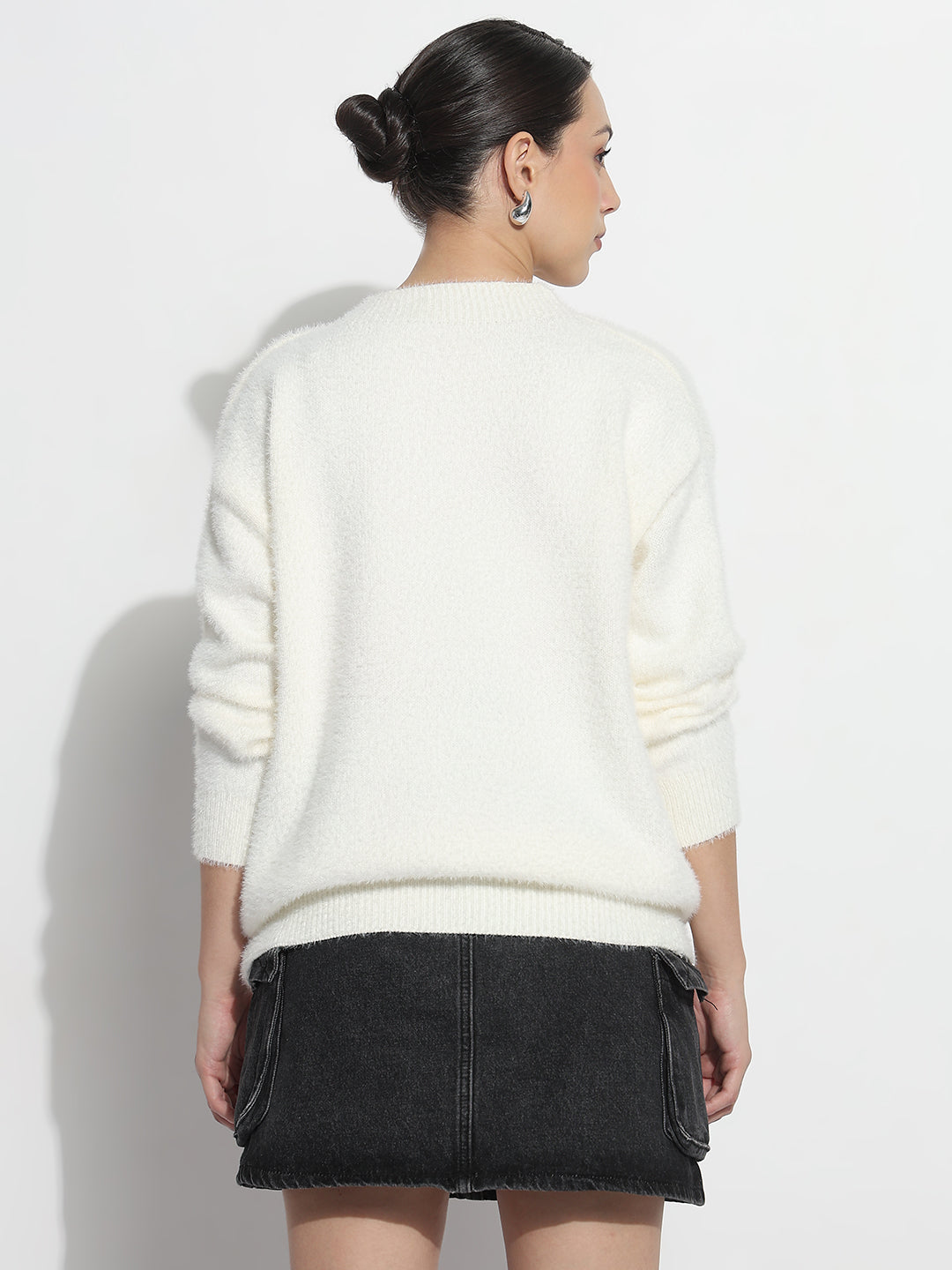 Women's Typography White & Black Round Neck Fuzzy Top