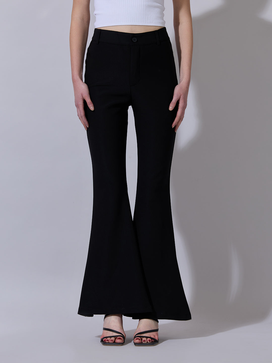 Women's Black Relaxed Fit Flared Trousers