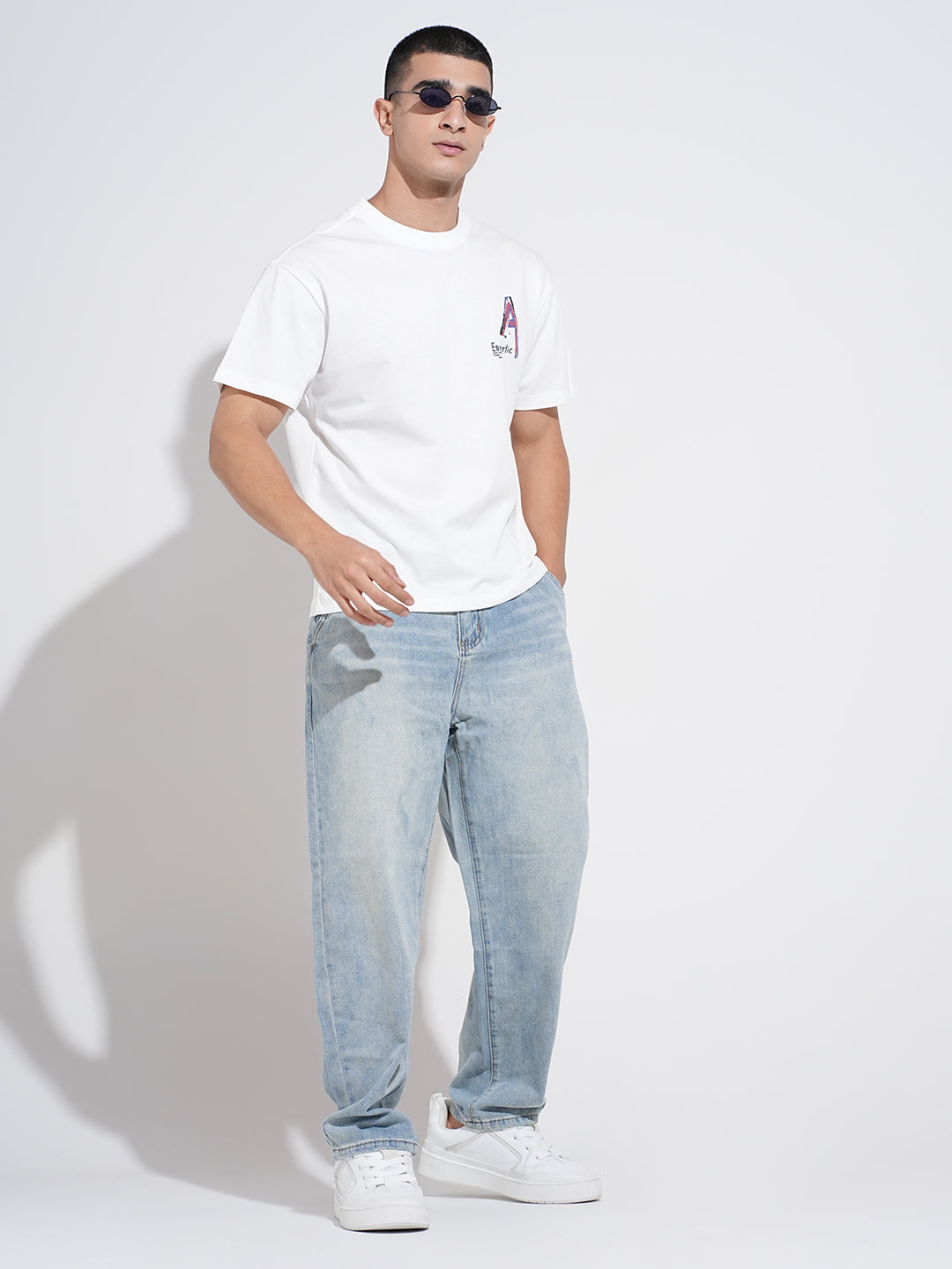 Men's Graphic Print White Round Neck Relaxed Fit T-Shirt