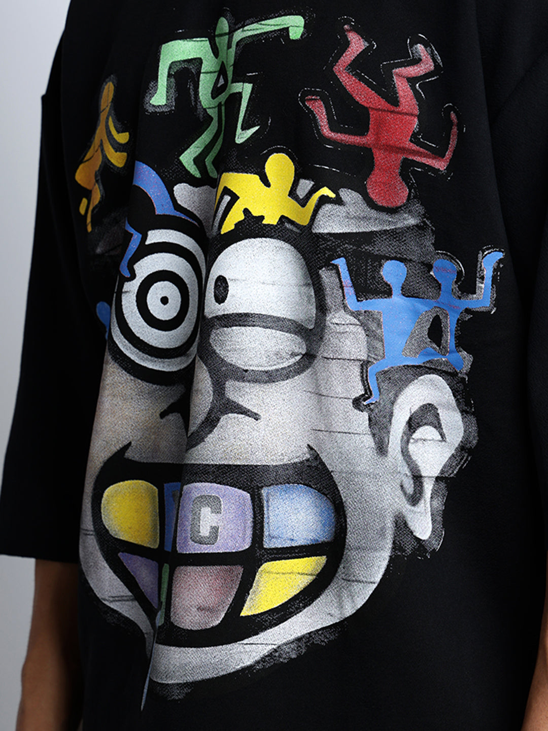 Men's Graphic and Typography Print Black Oversized T-Shirt