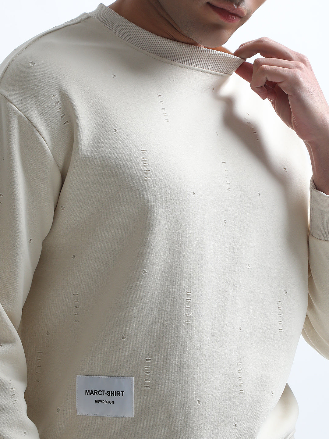 Men's Cream Round Neck Ribbed Sweatshirt with Distressed effect