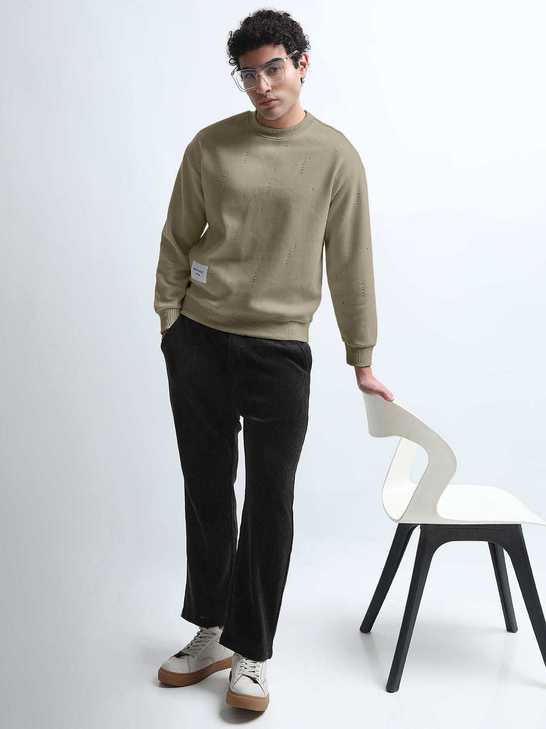 Men's Olive Round Neck Ribbed Sweatshirt with Distressed effect