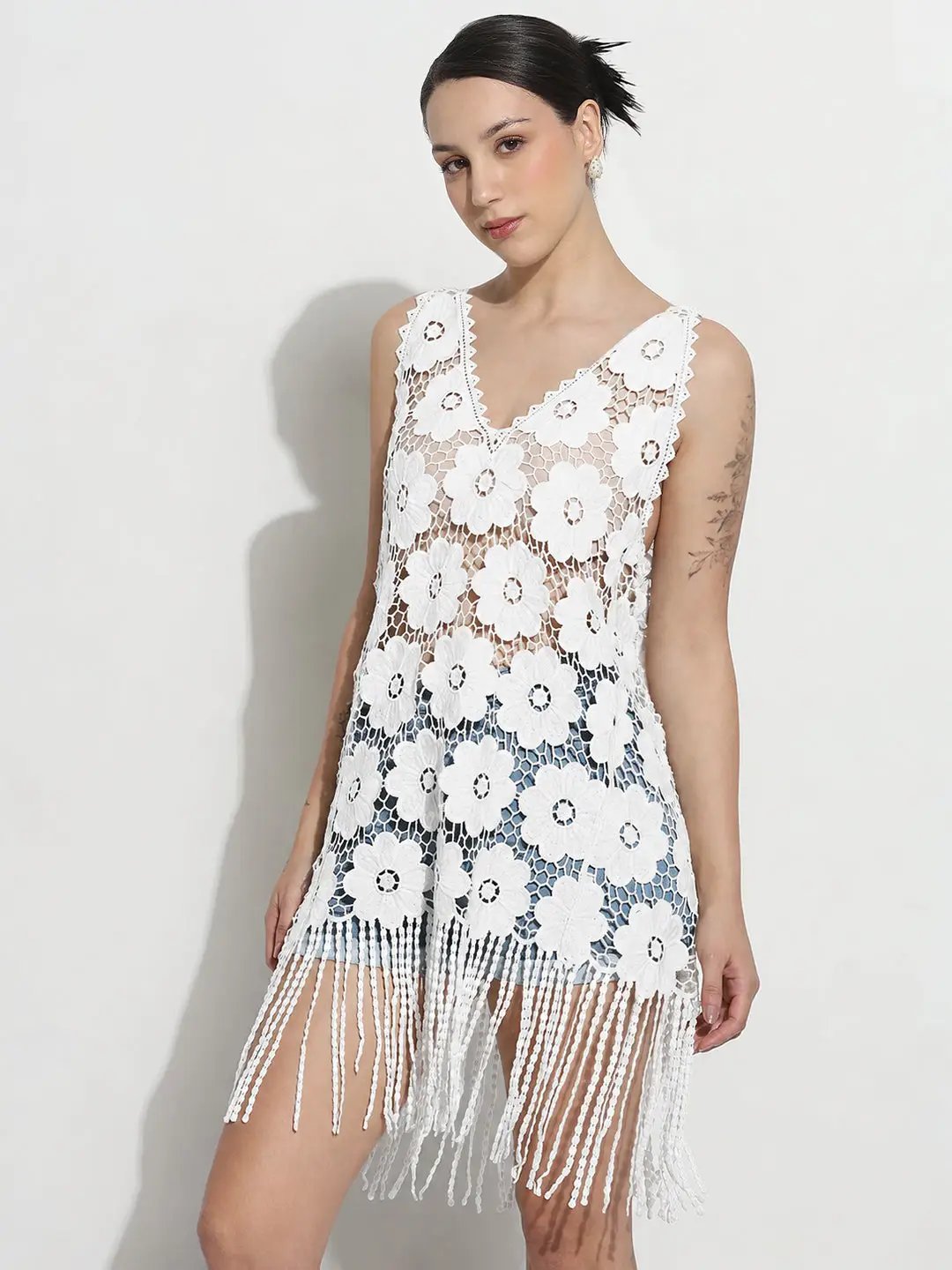 Women's Floral White V-Neck Longline Crochet Top with Fringe Hem