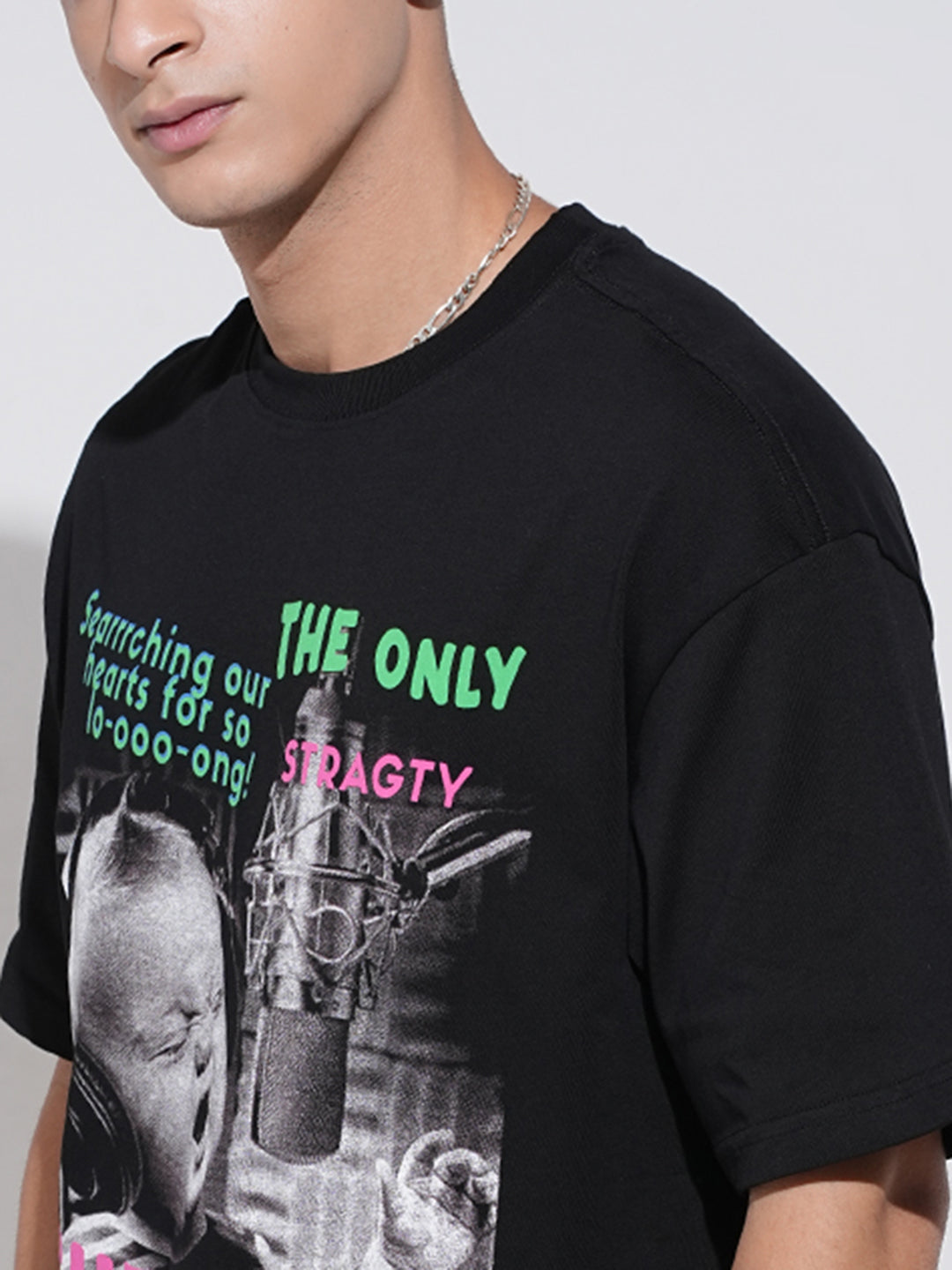 Men's Graphic Print Black Short Sleeves Round Neck Oversized T-Shirt
