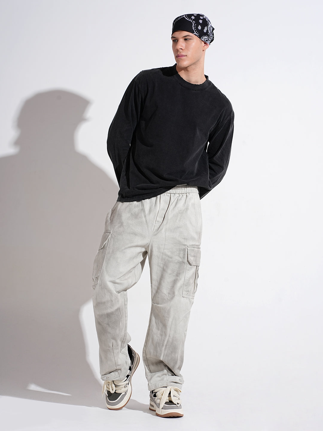 Men's Black Distressed Long Sleeves Crew Neck T-Shirt