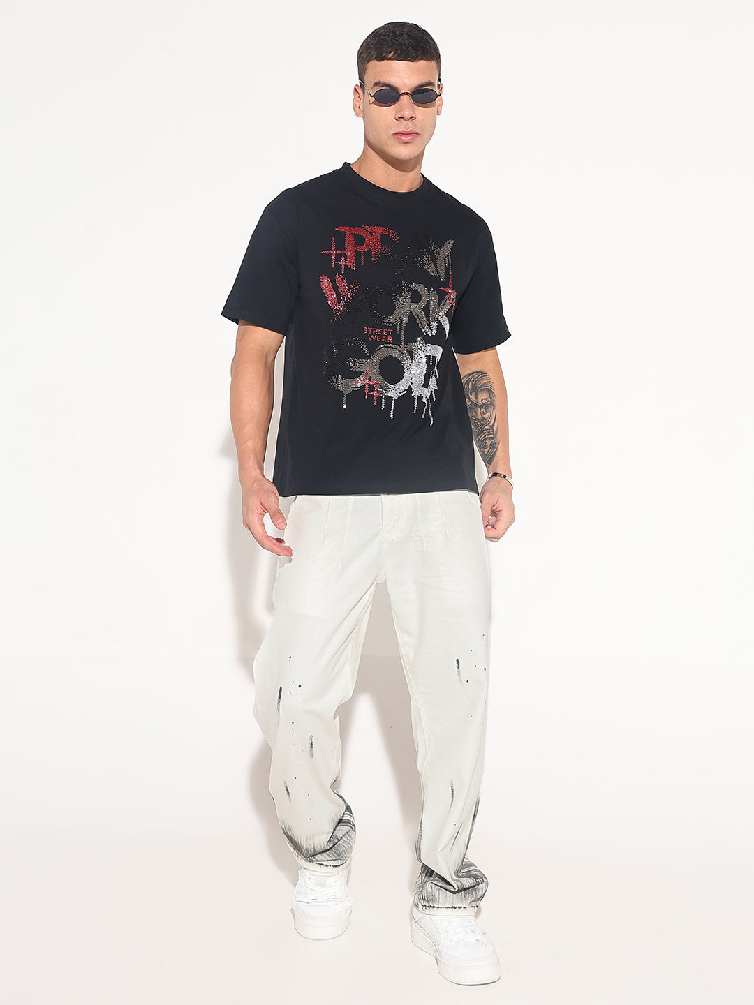 Men's Embellished Black Round Neck T-Shirt