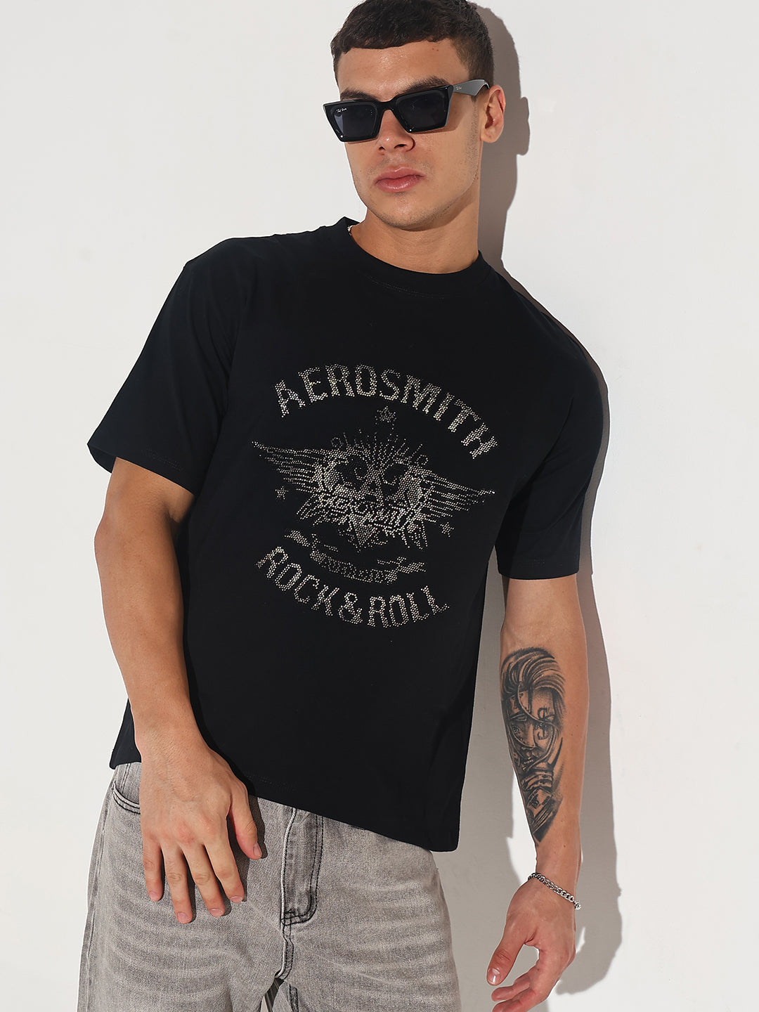 Men's Embellished Black Round Neck T-Shirt