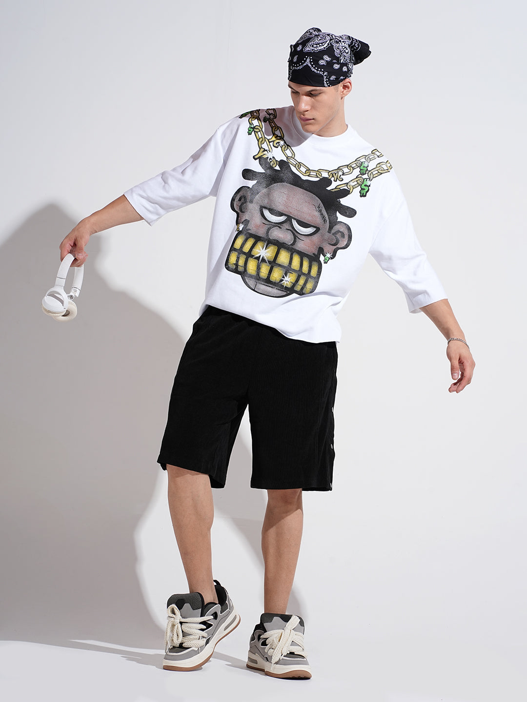Men's Graphic Print White Round Neck Regular Fit Sweatshirt