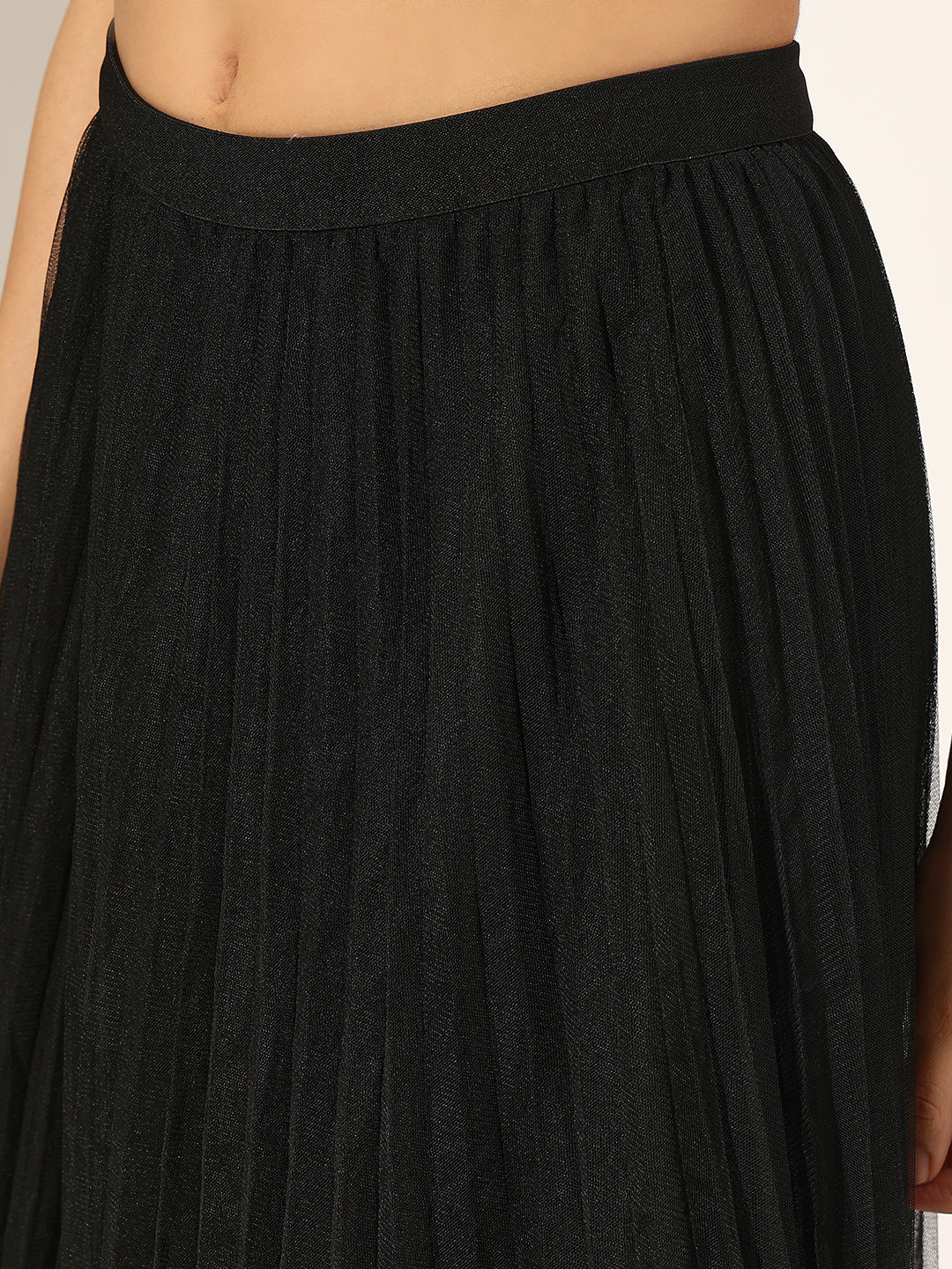 Women's Black Flared Net Midi Skirt