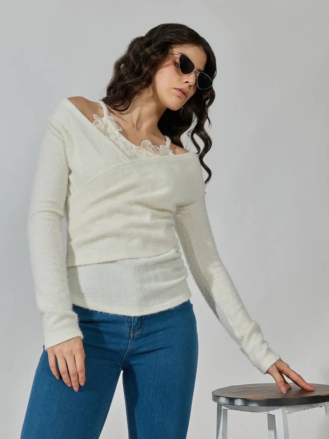 Women's Off White Wrap-Style Top with Textured V-Neckline - from SHOWOFFFF