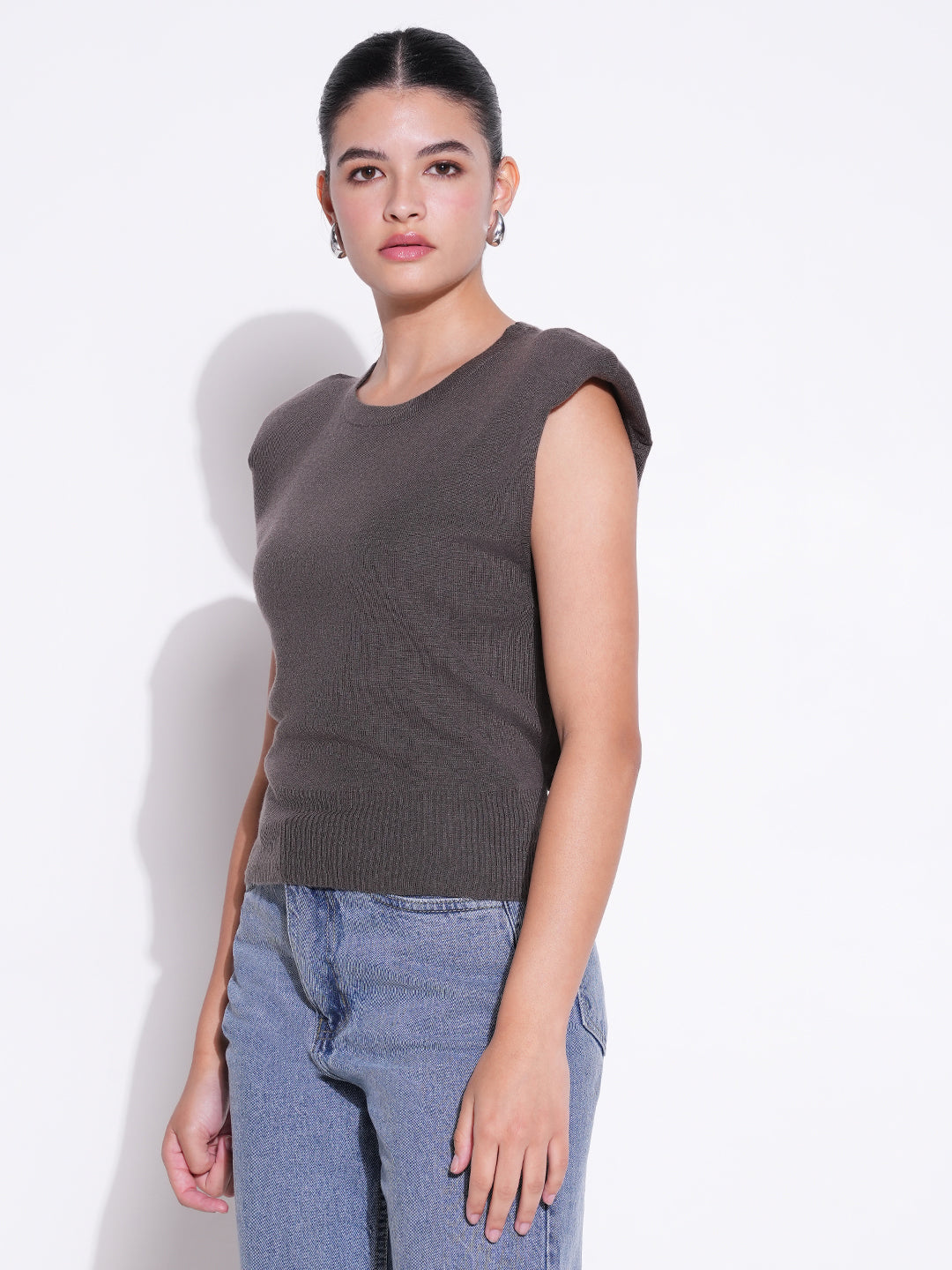 Women's Grey Round Neck Sleeveless Top