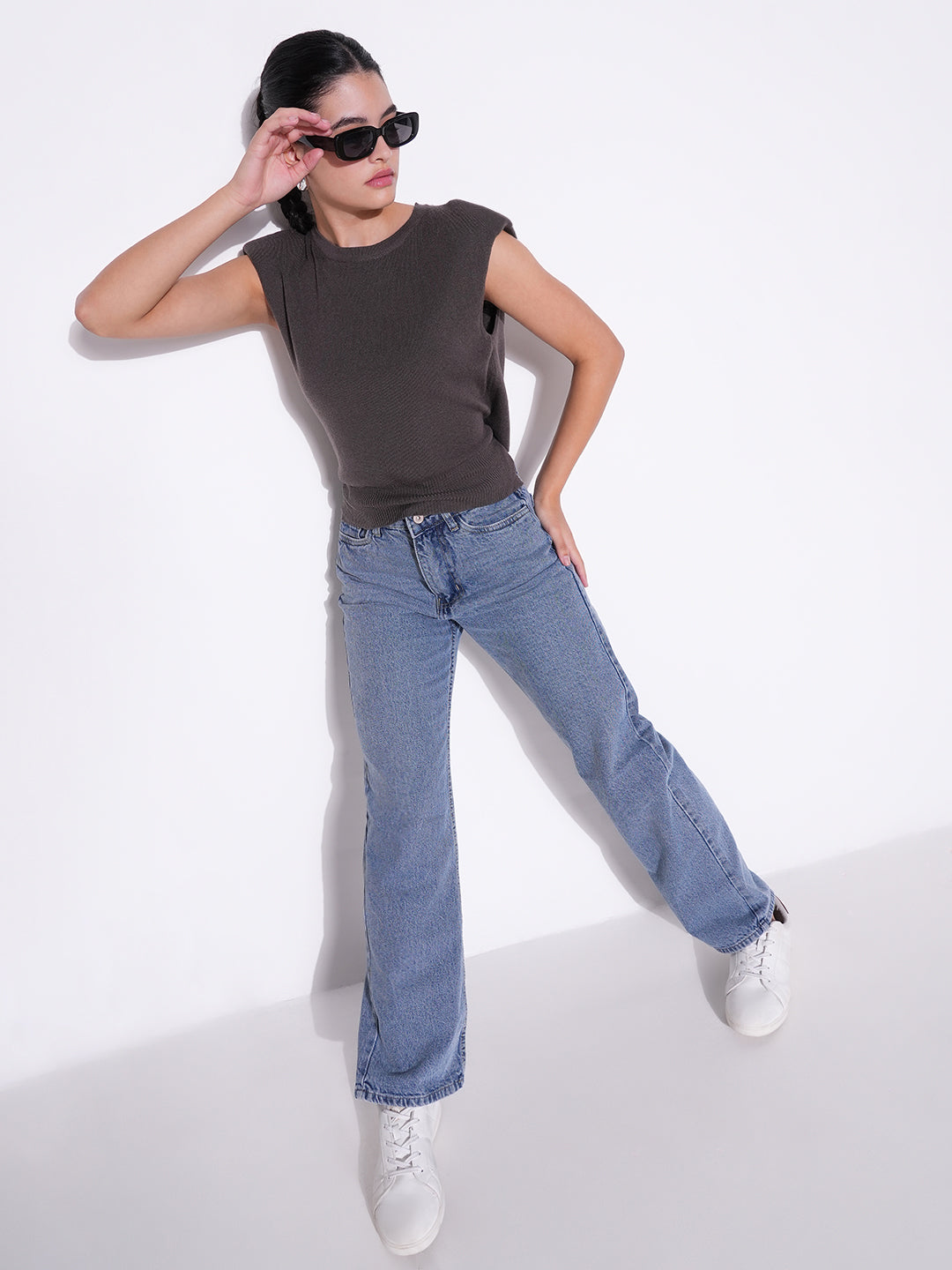 Women's Grey Round Neck Sleeveless Top