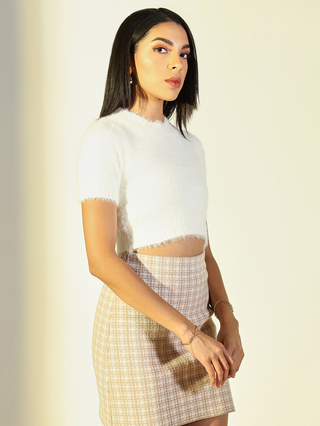 Women White Solid Crop Top