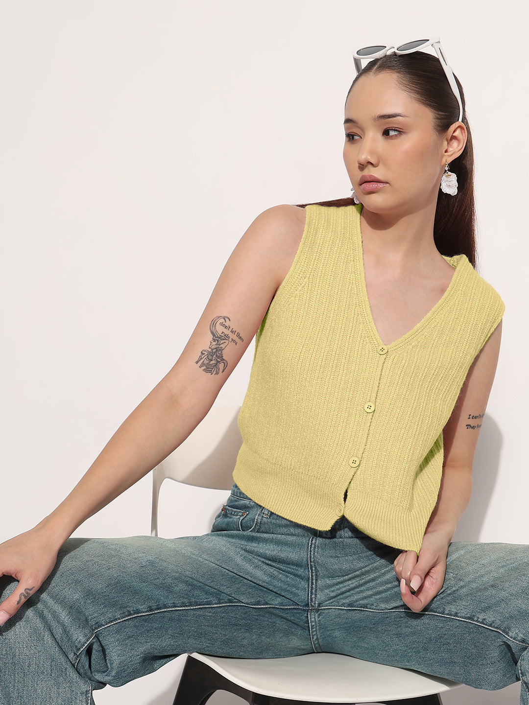 Women's Ribbed Light Green V-Neck Sleeveless Knitted Top