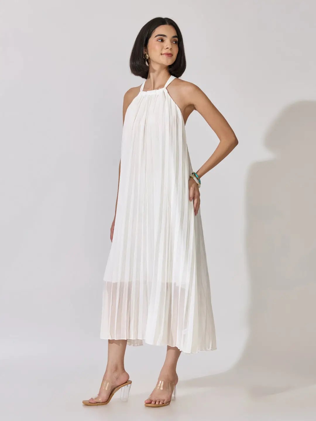 Women's White Pleated Sleeveless A-Line Dress